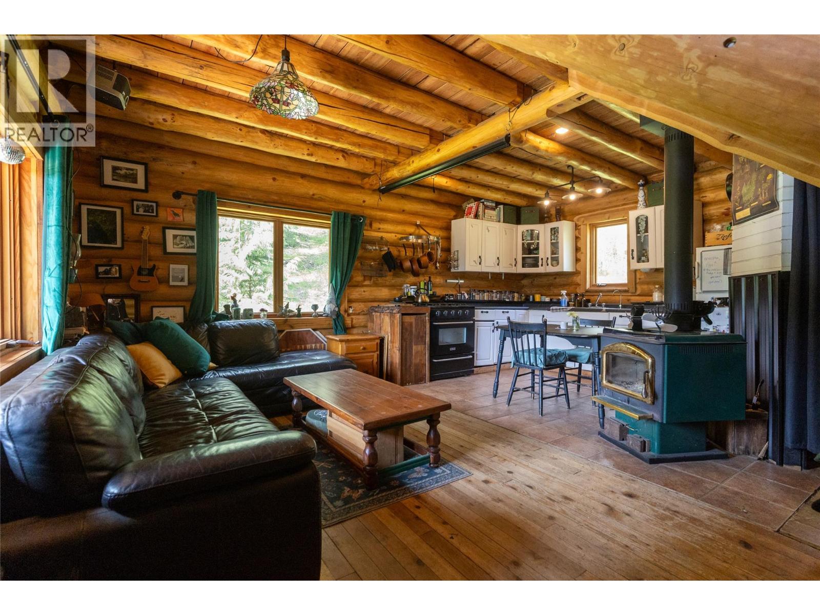 6179 Kubinec Road Property Photo 6