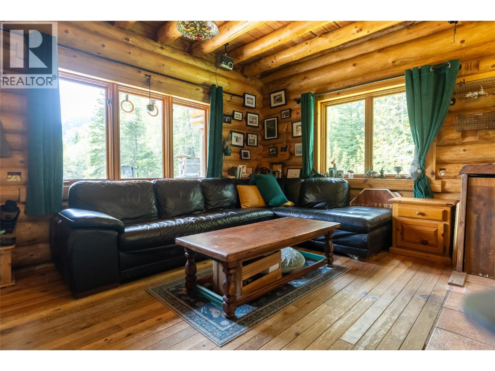 6179 Kubinec Road Property Photo 8