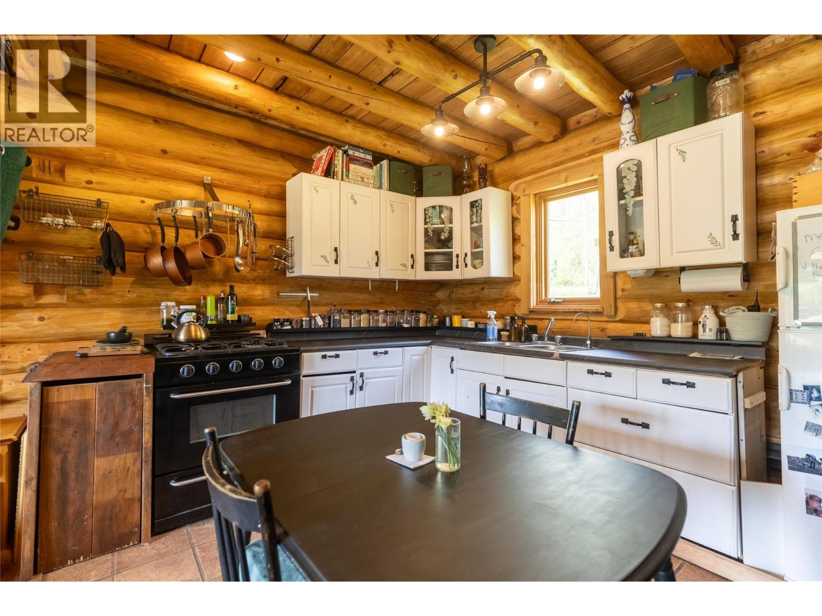 6179 Kubinec Road Property Photo 10