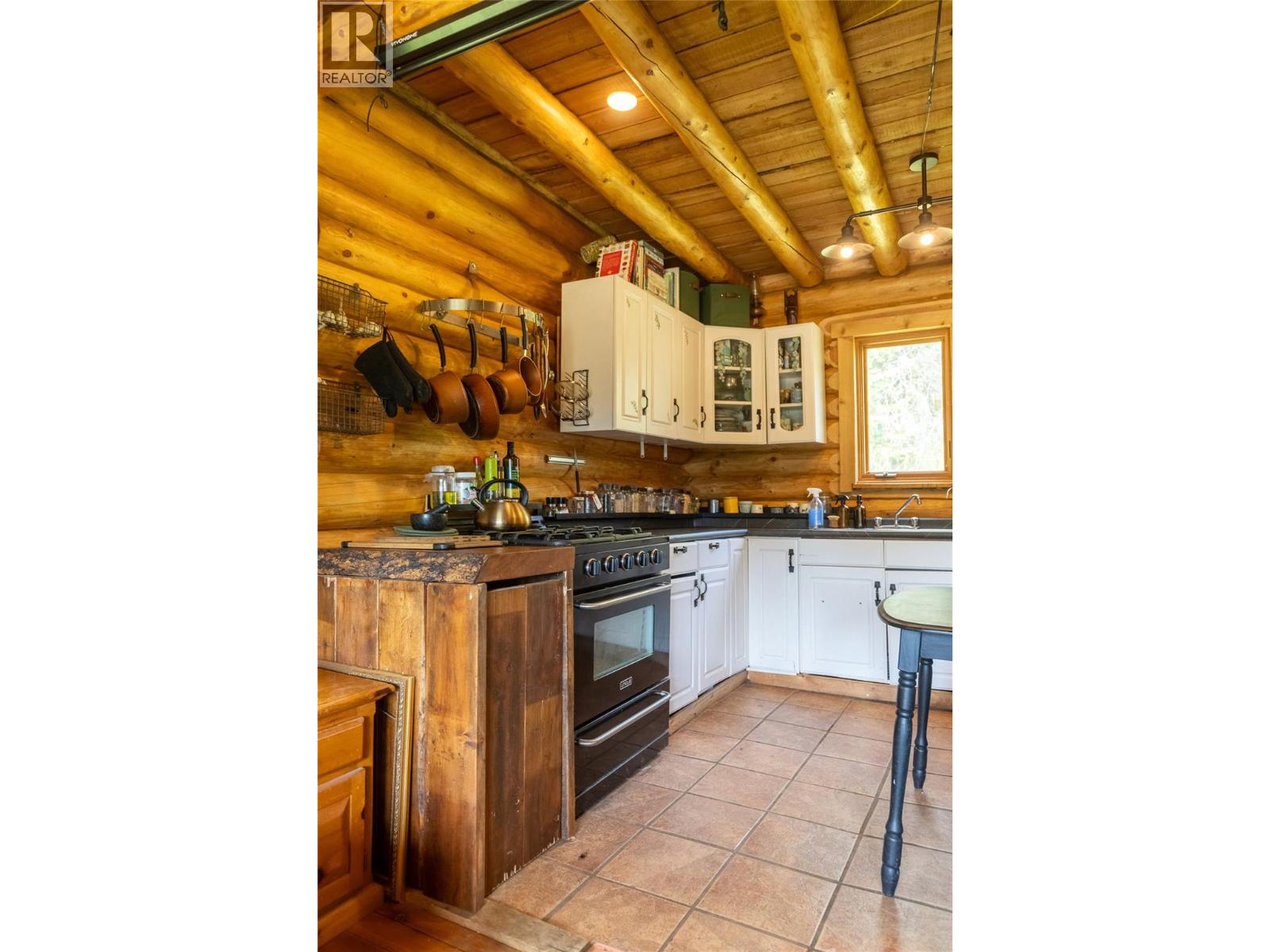 6179 Kubinec Road Property Photo 11
