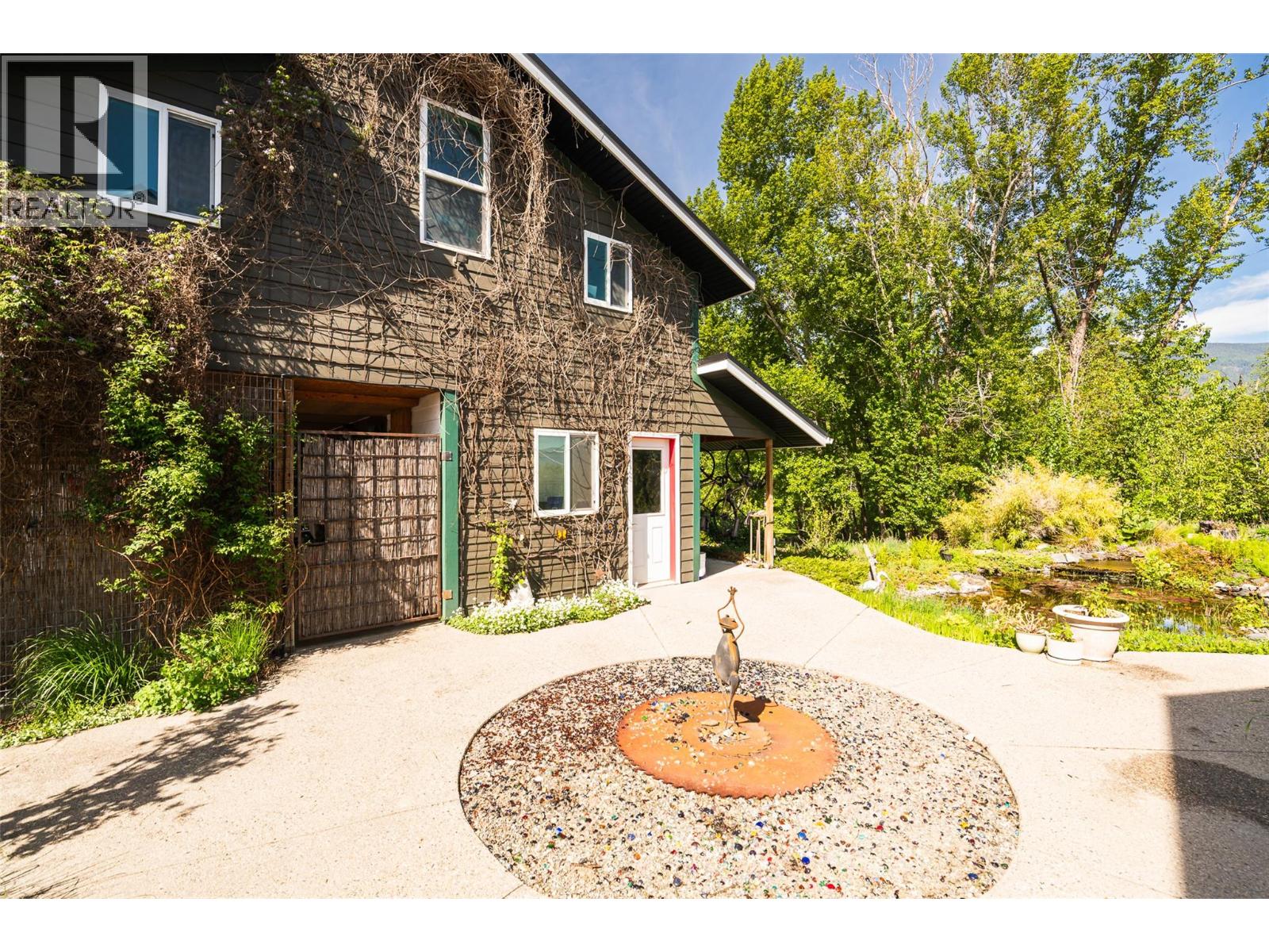 1067 Simmons Road Property Photo 32