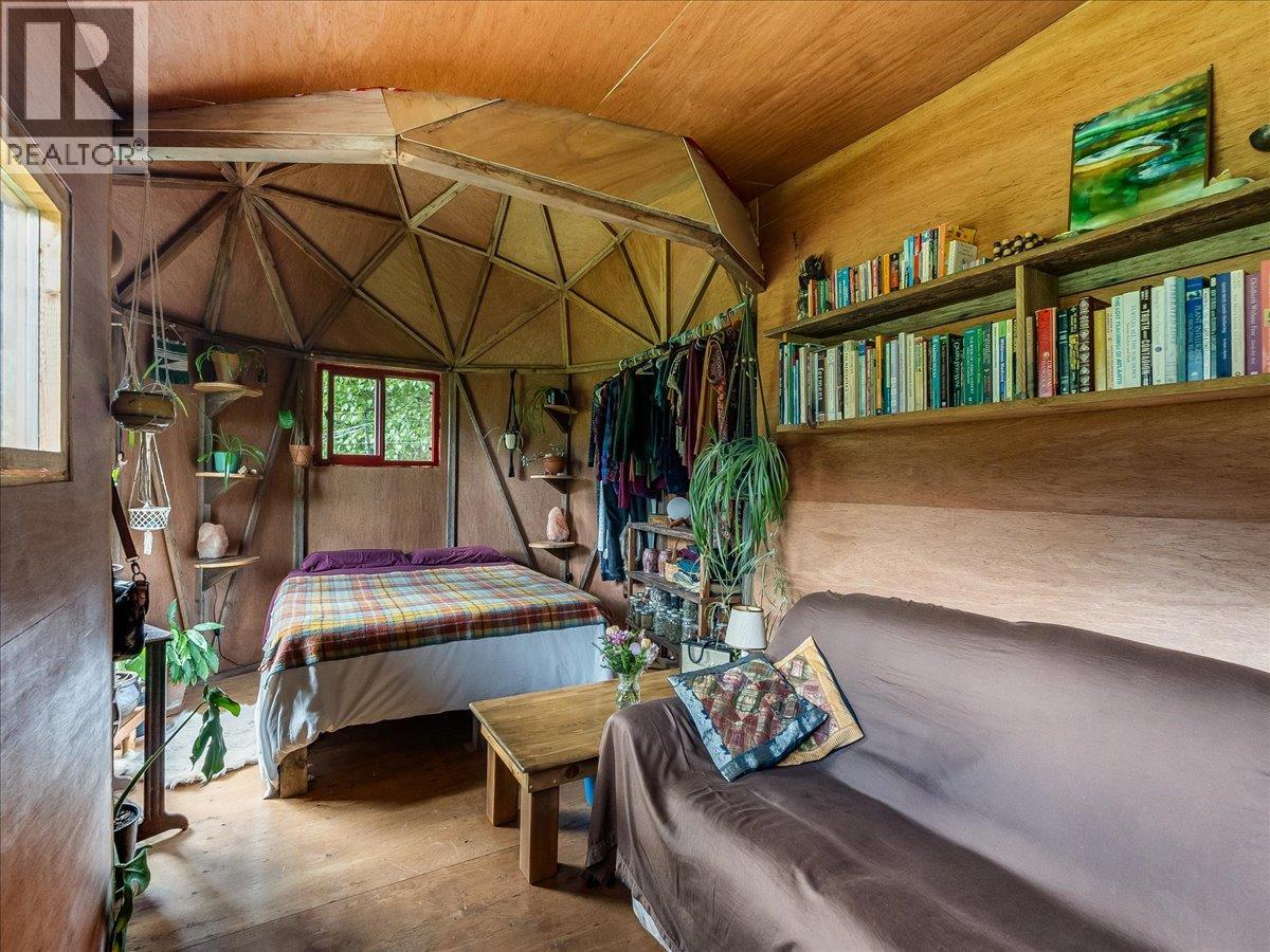 6288 Youngs Road Property Photo 13