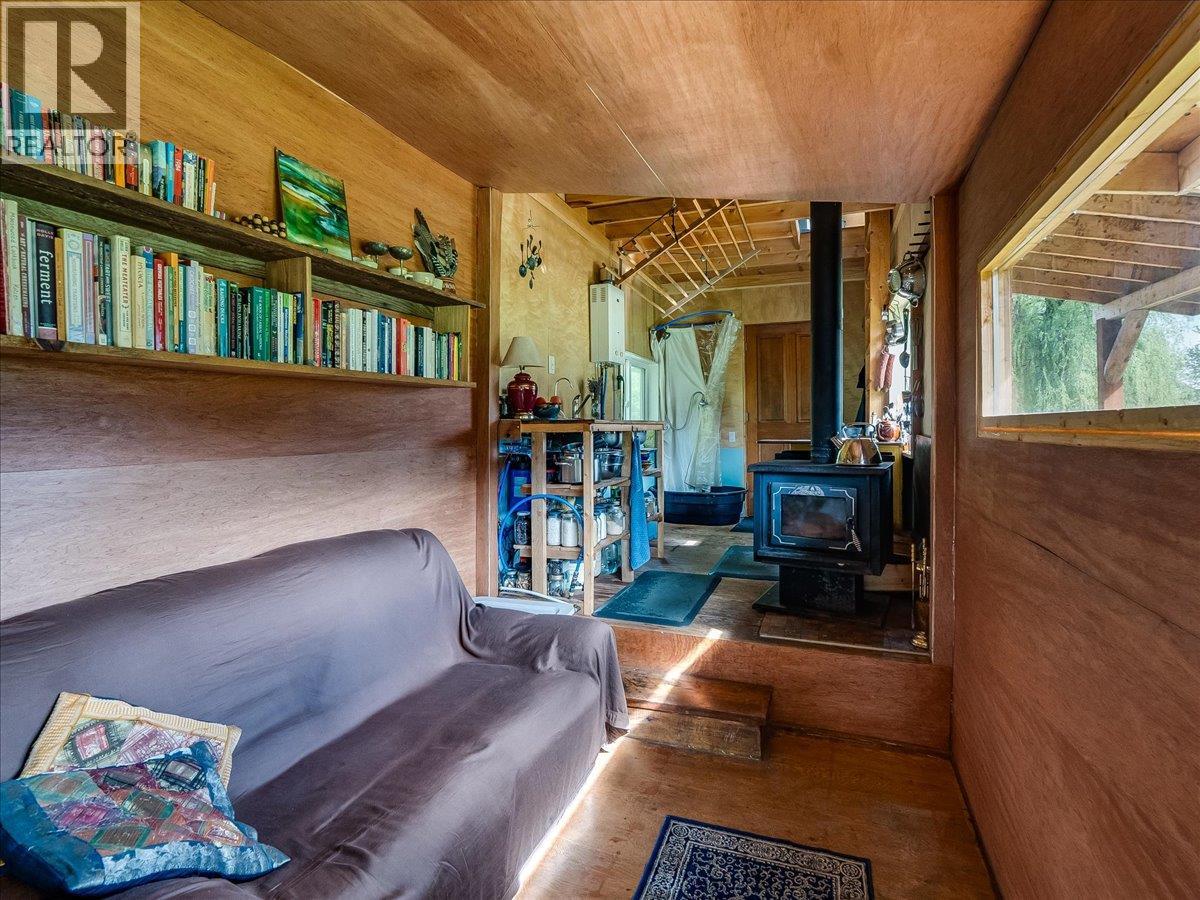 6288 Youngs Road Property Photo 19