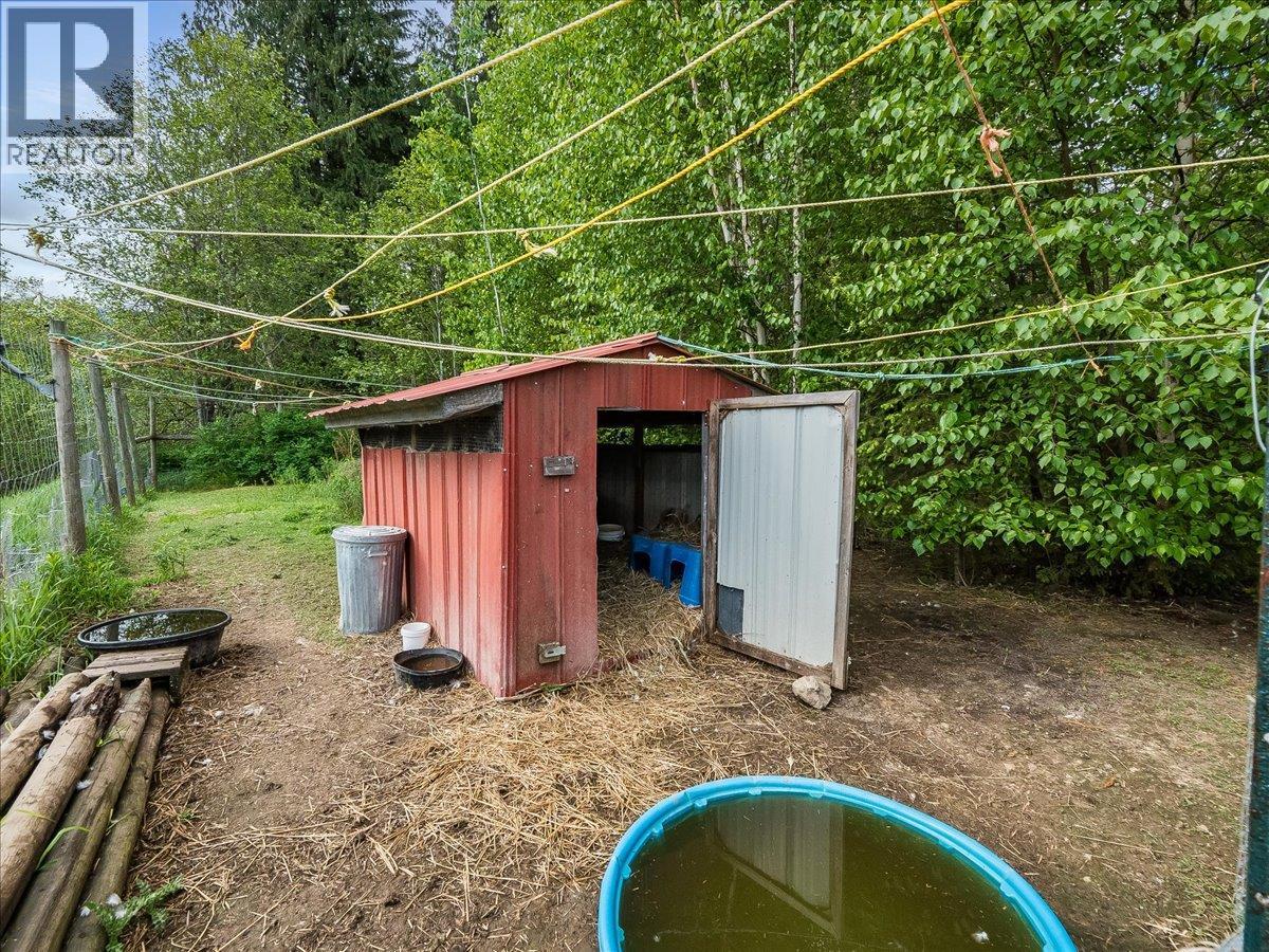 6288 Youngs Road Property Photo 28