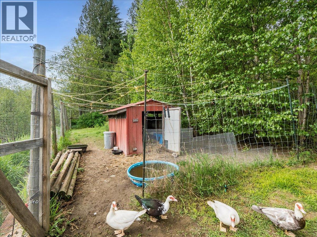 6288 Youngs Road Property Photo 29
