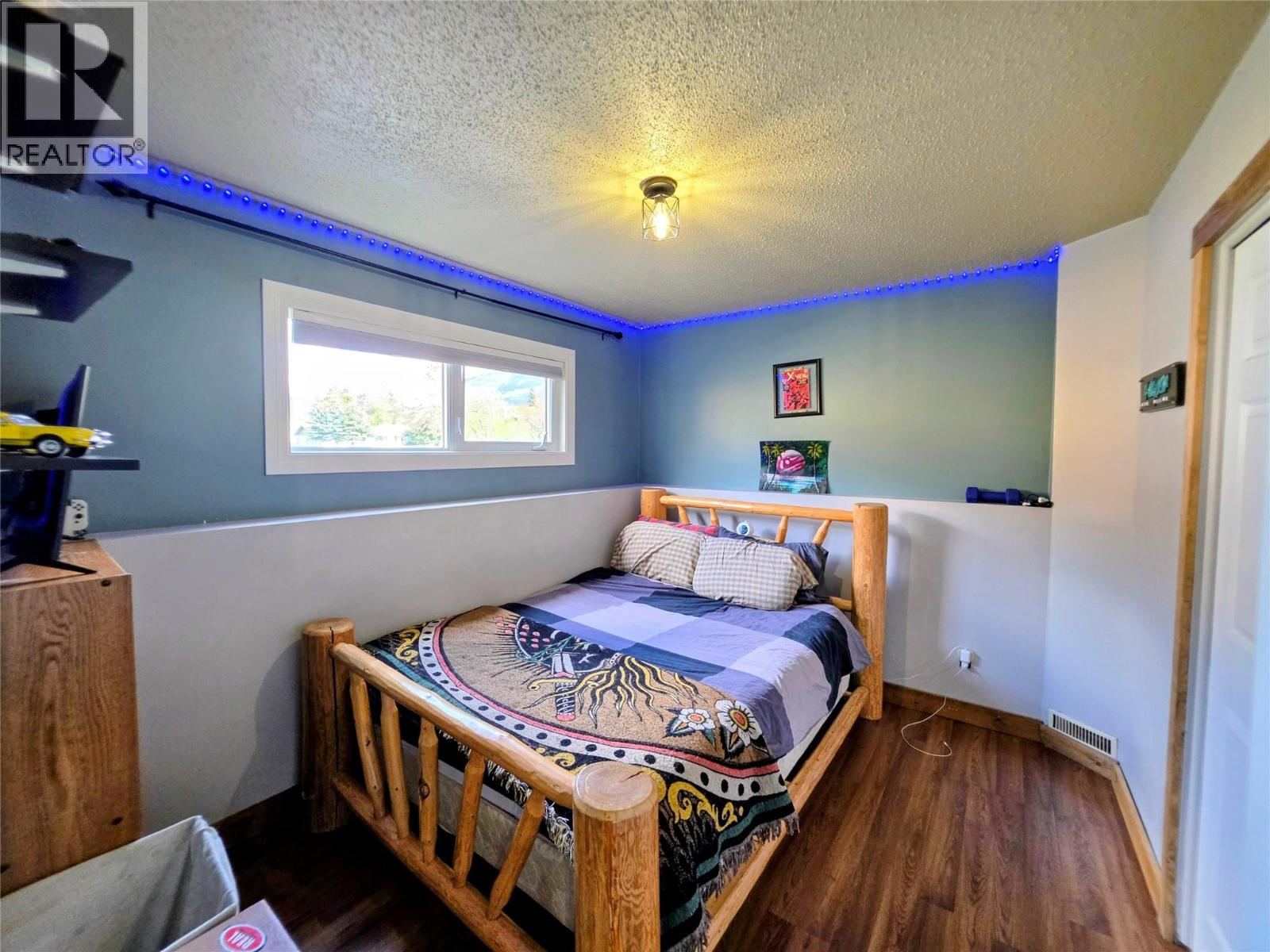 457 Mountain Ash Crescent Property Photo 15