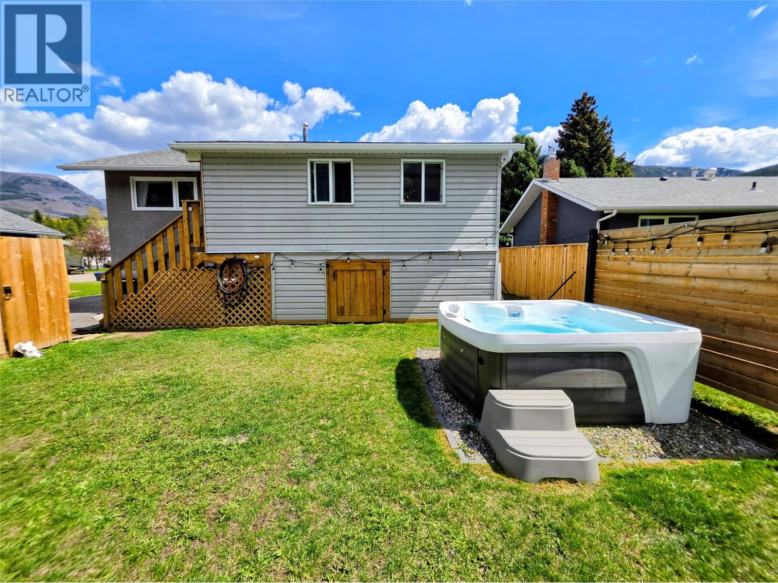 457 Mountain Ash Crescent Property Photo 19
