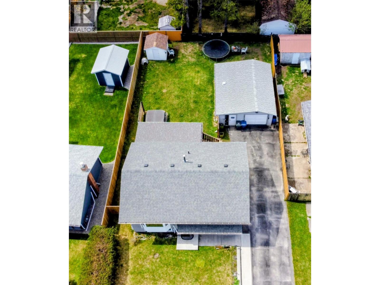 457 Mountain Ash Crescent Property Photo 20