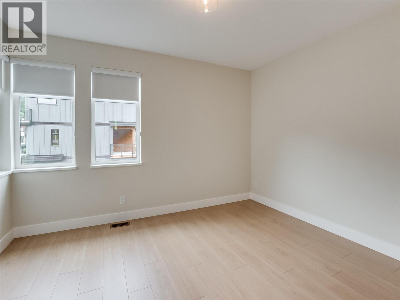 910 Lakeside Drive Unit# 403 Property Photo 43