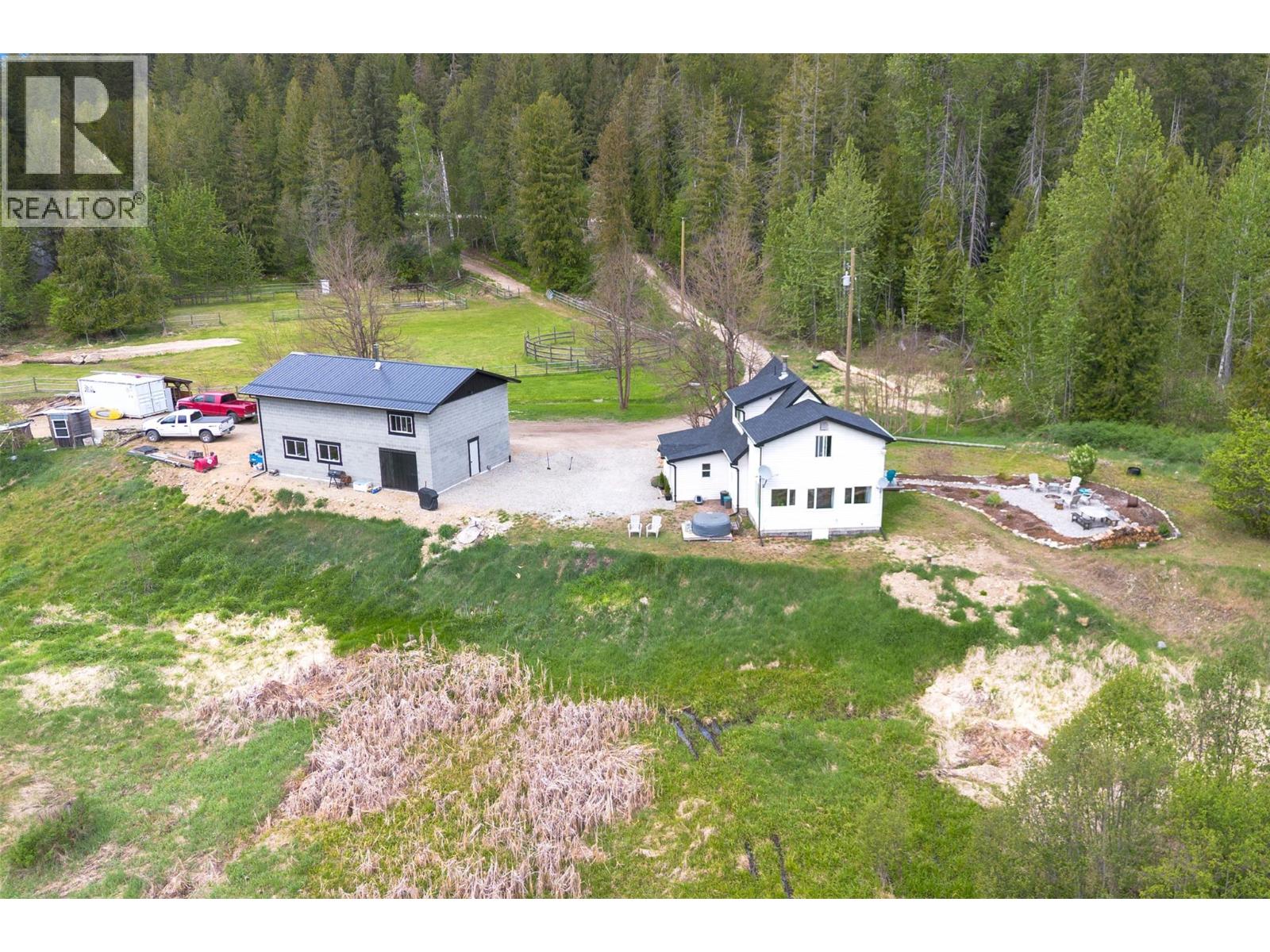 2904 Enderby Mabel Lake Road Property Photo 1