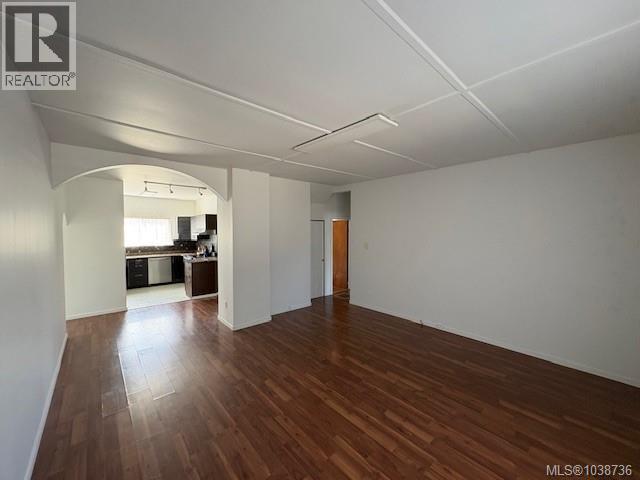 2881 8th Ave Property Photo 9
