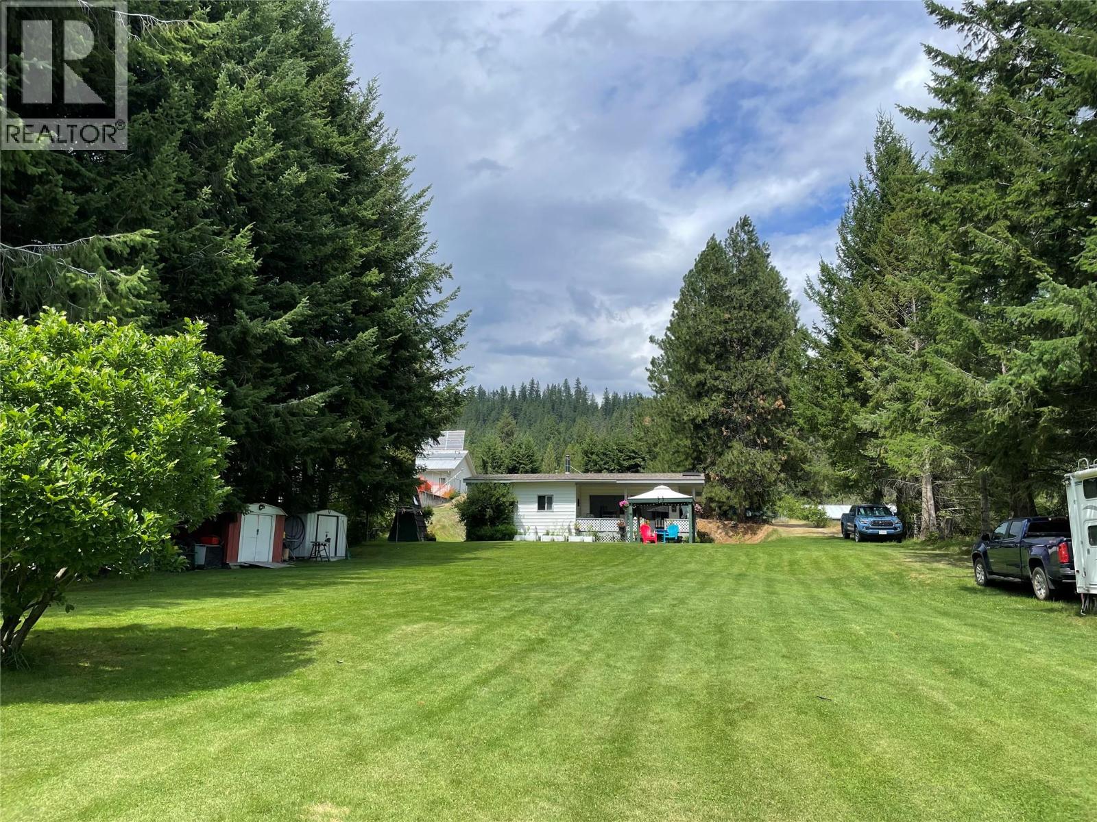 7524 Deer Park Road Property Photo 6