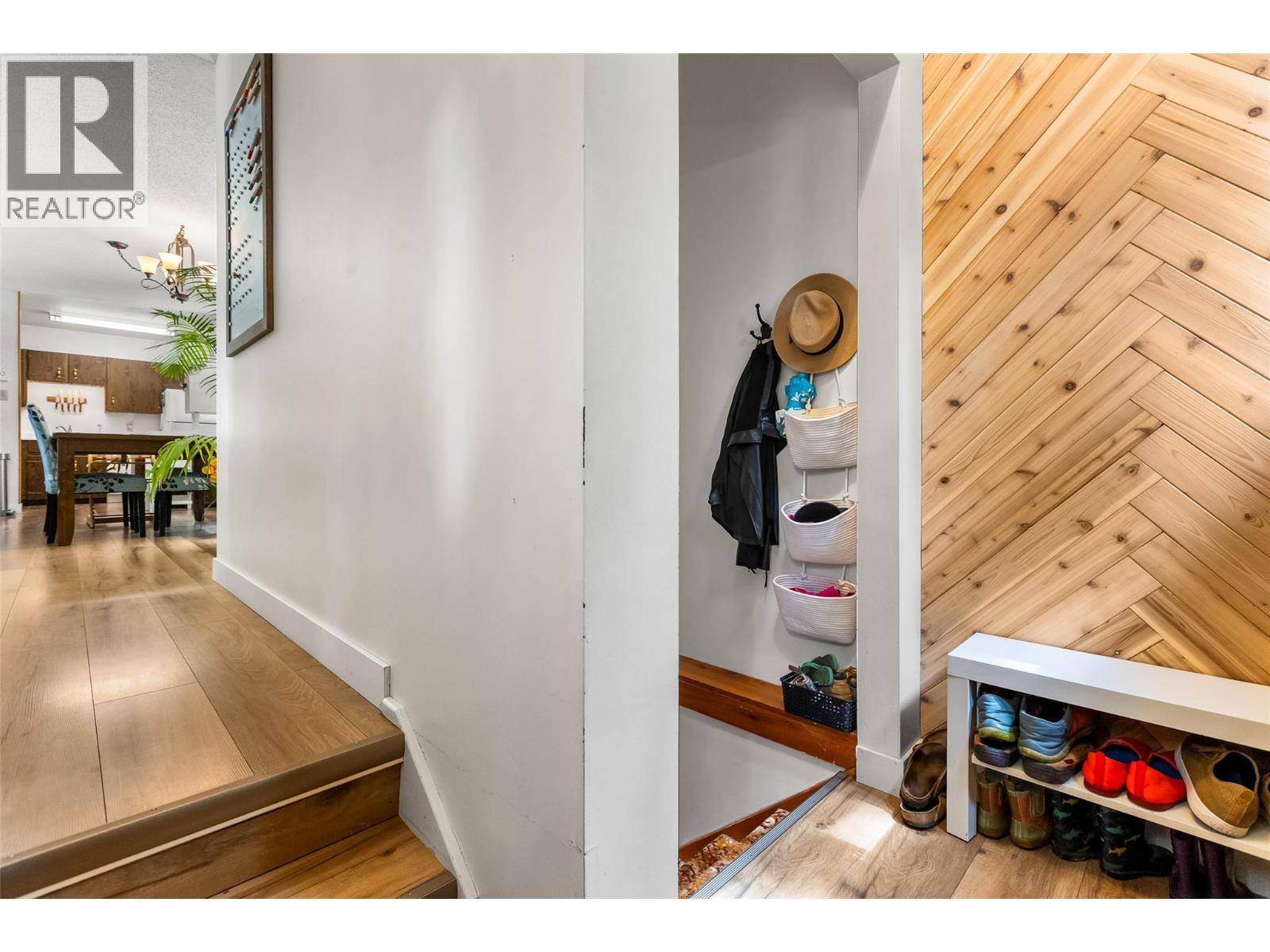 3988 Samuelson Road Property Photo 18