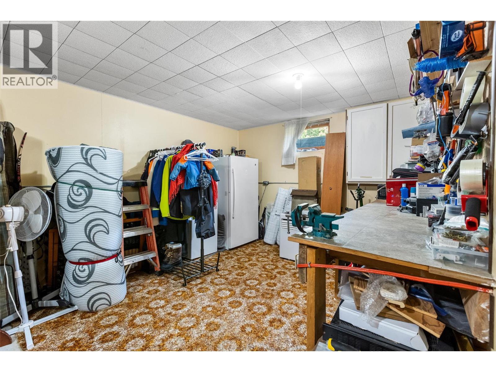 3988 Samuelson Road Property Photo 24