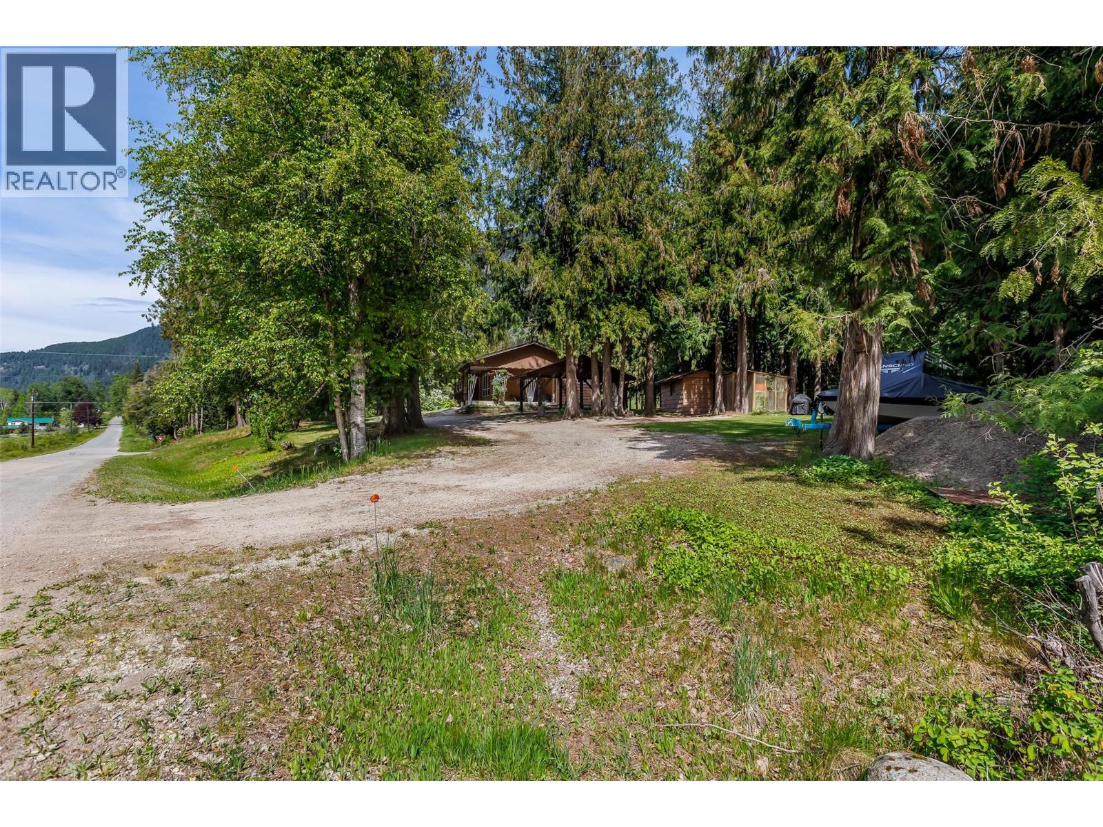 3988 Samuelson Road Property Photo 27
