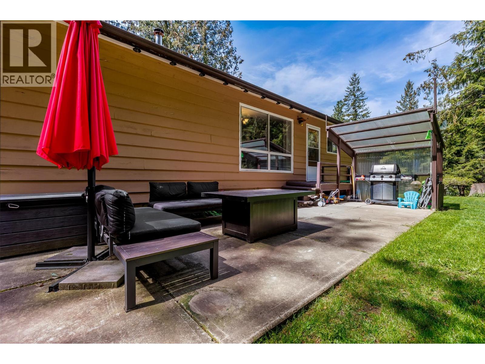 3988 Samuelson Road Property Photo 42