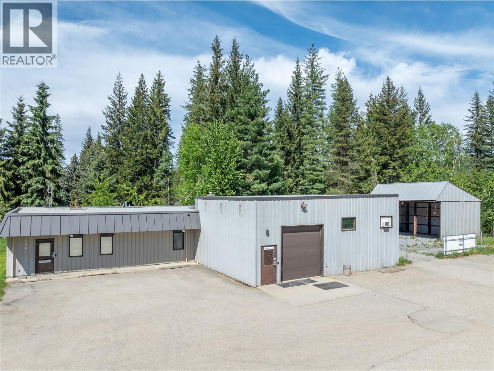 4901 Auto Road Se Property Photo 17