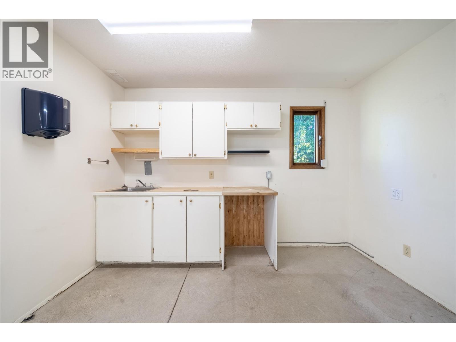 4901 Auto Road Se Property Photo 22