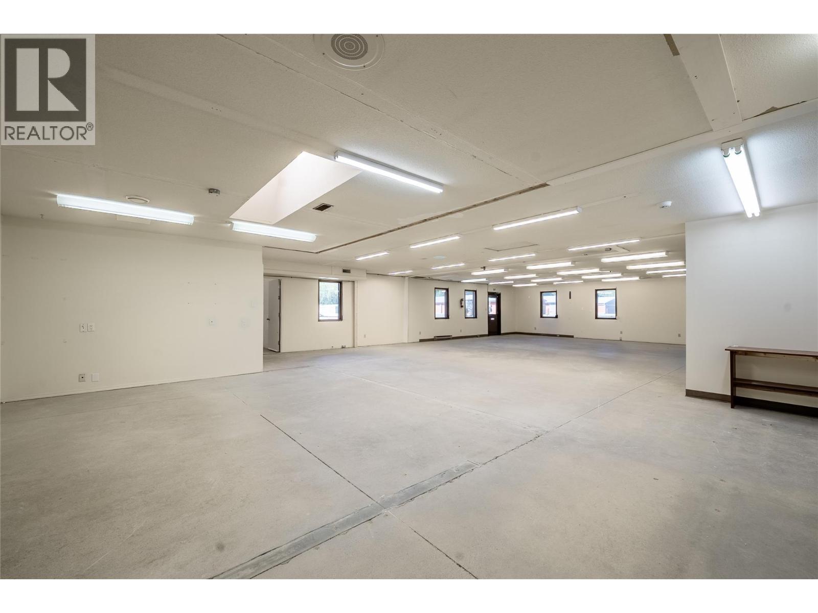 4901 Auto Road Se Property Photo 23