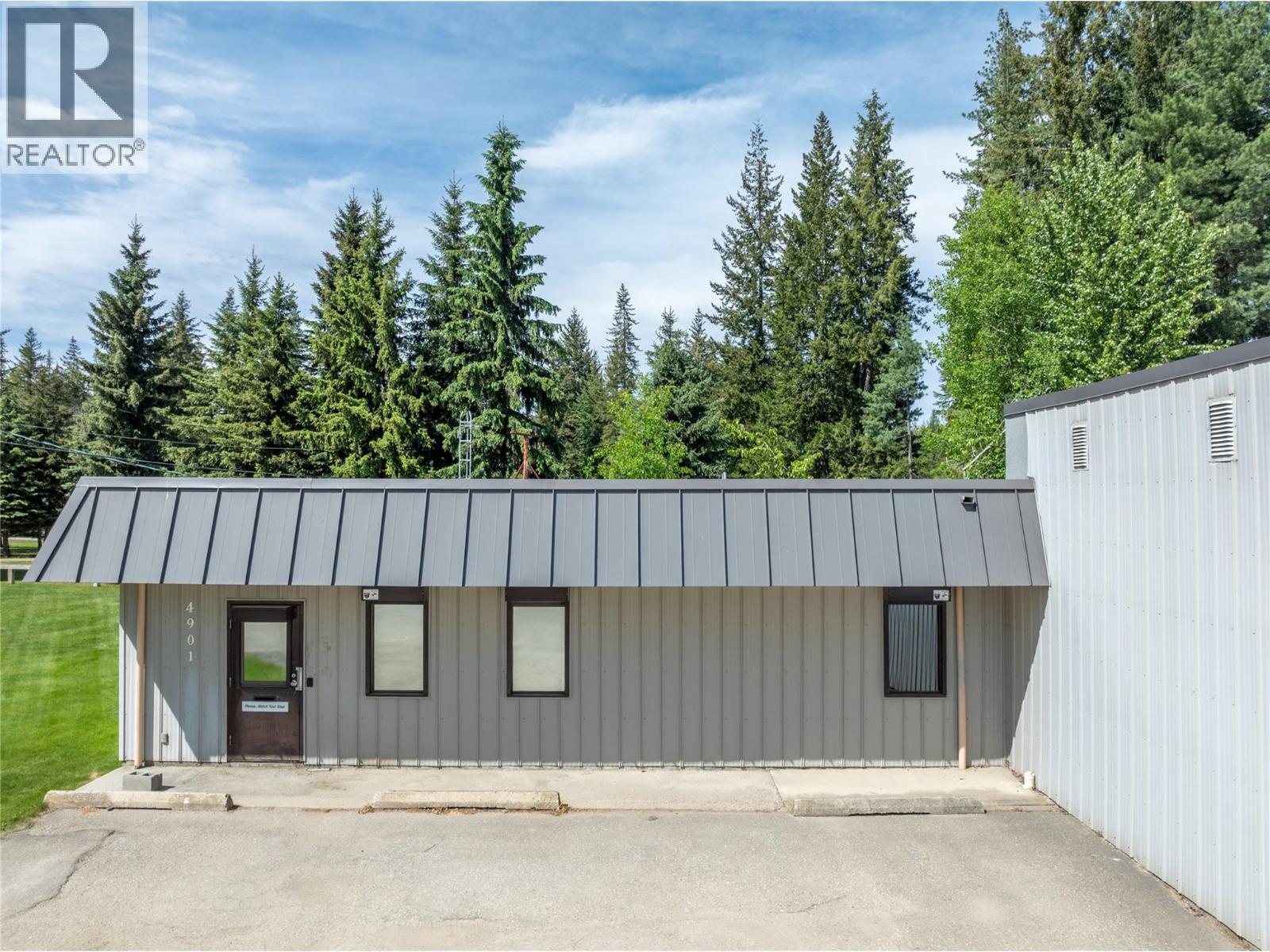 4901 Auto Road Se Property Photo 25