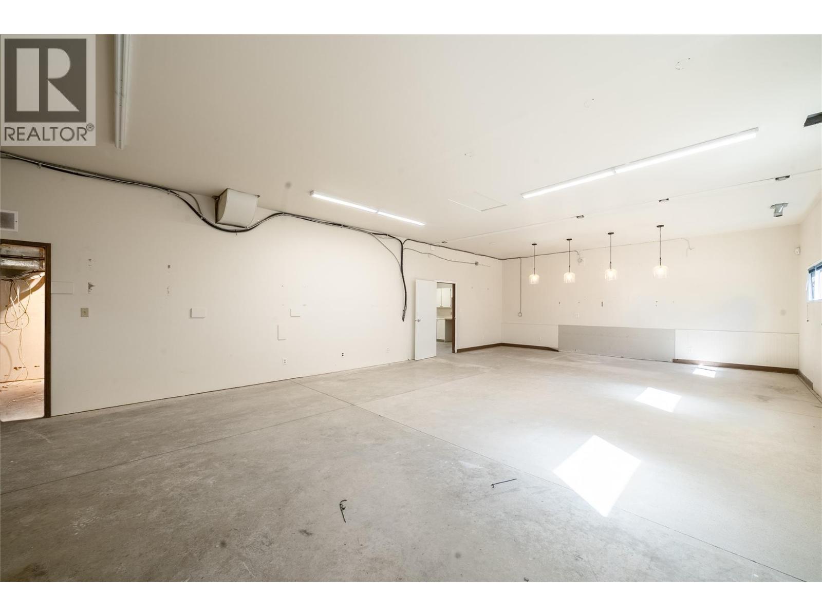 4901 Auto Road Se Property Photo 31