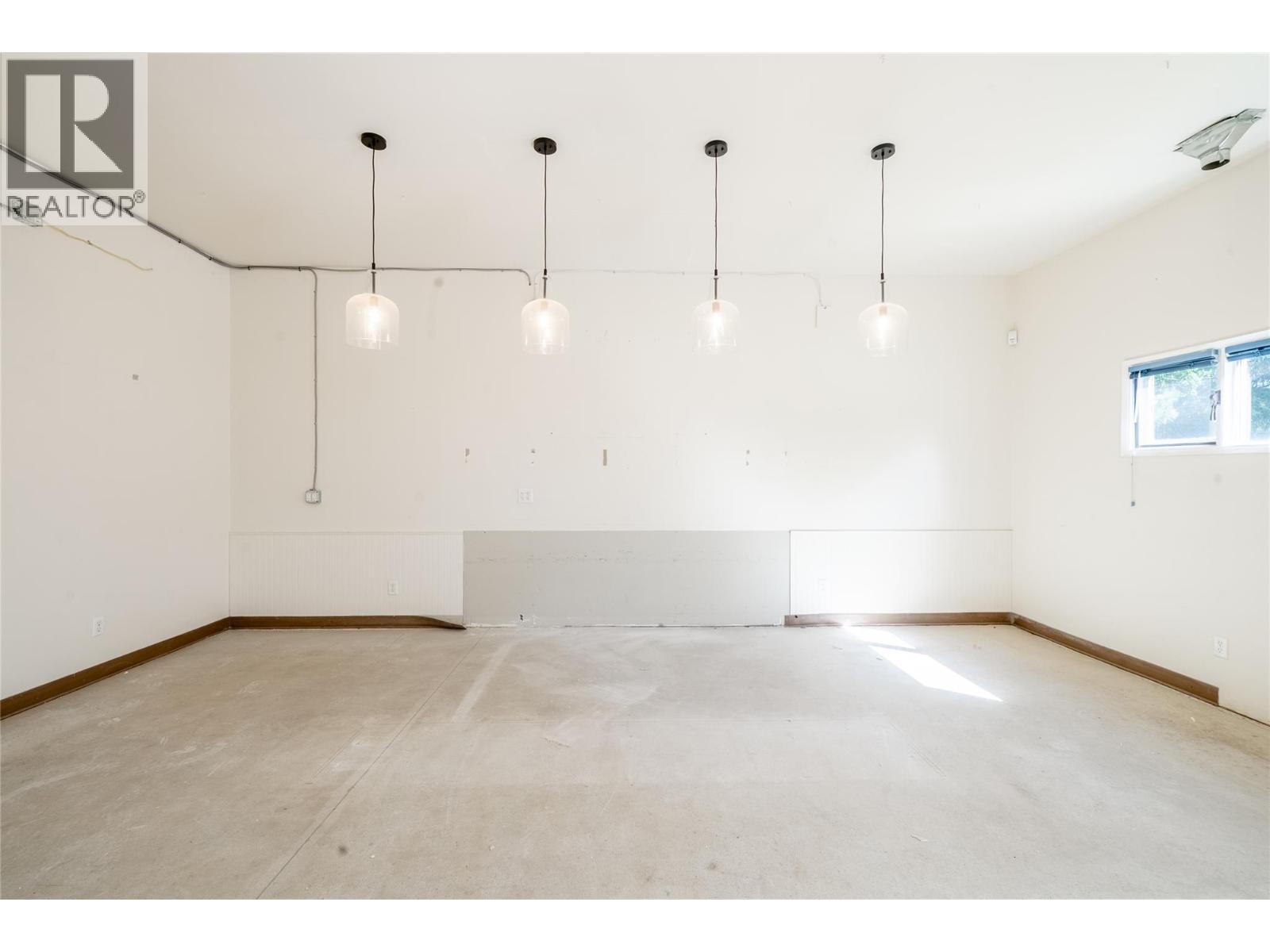 4901 Auto Road Se Property Photo 32