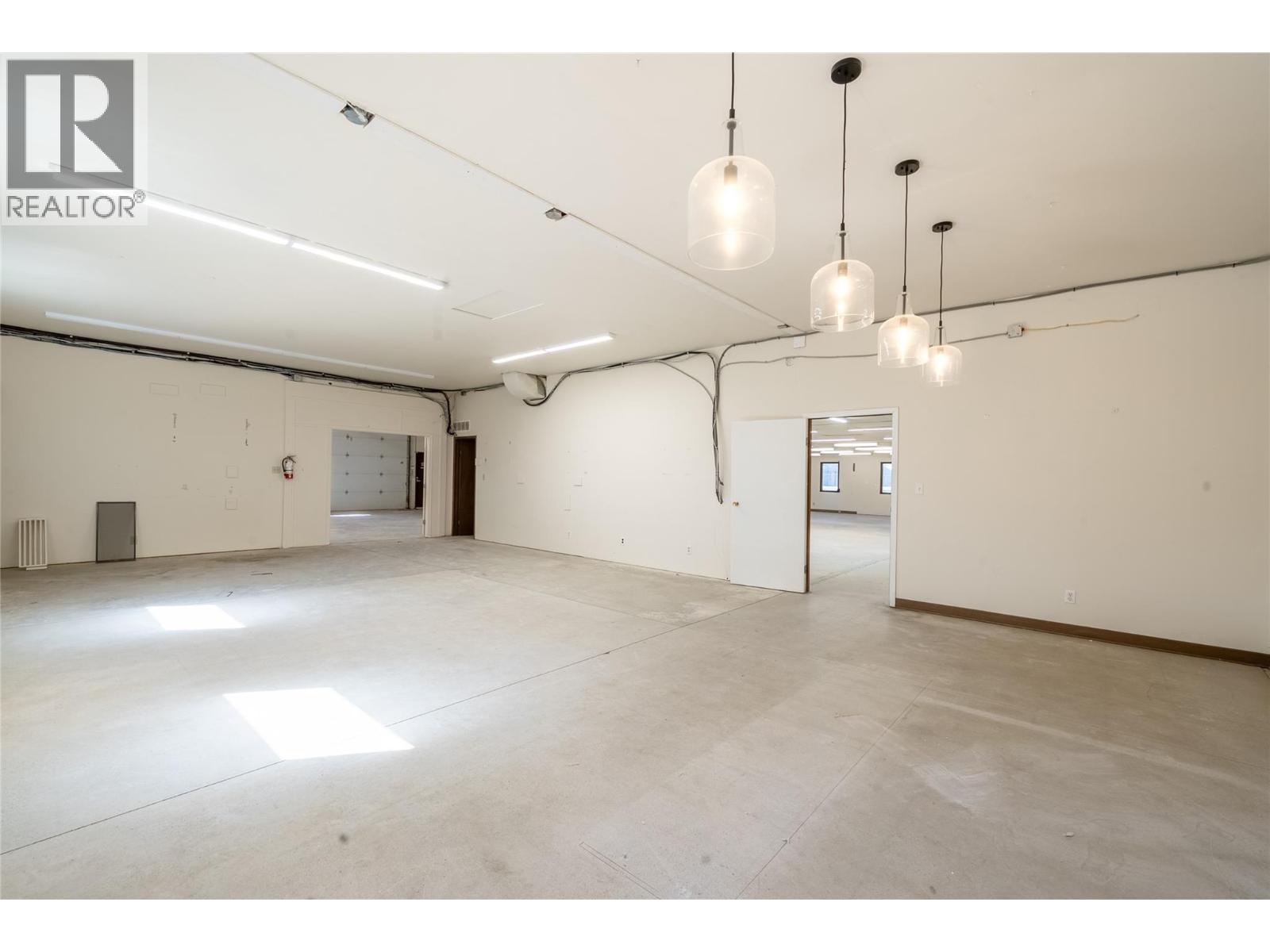 4901 Auto Road Se Property Photo 33