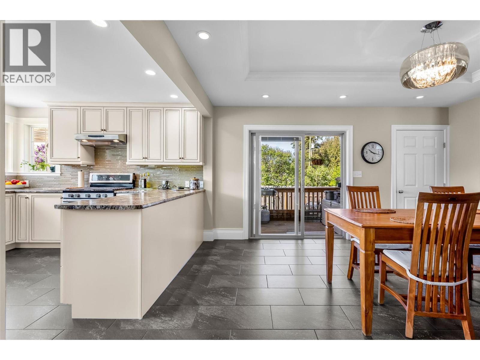 3609 Masuch Road Property Photo 6