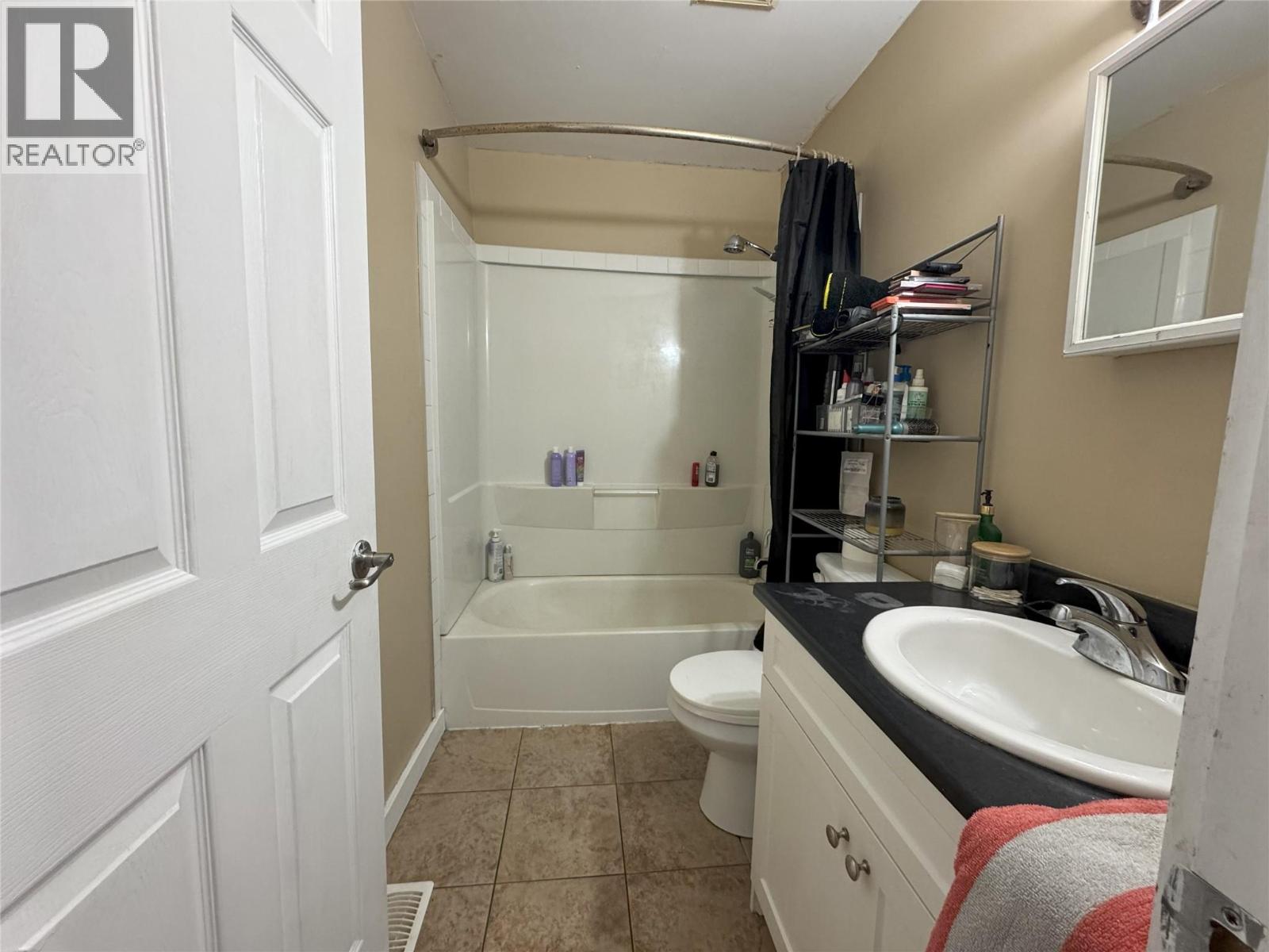 1716 Willowbrook Crescent Unit# 229 Property Photo 7