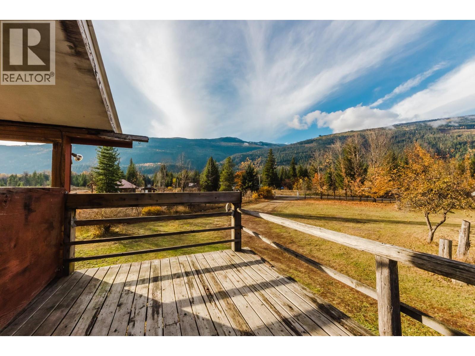3974 Malakwa Station Road Property Photo 6