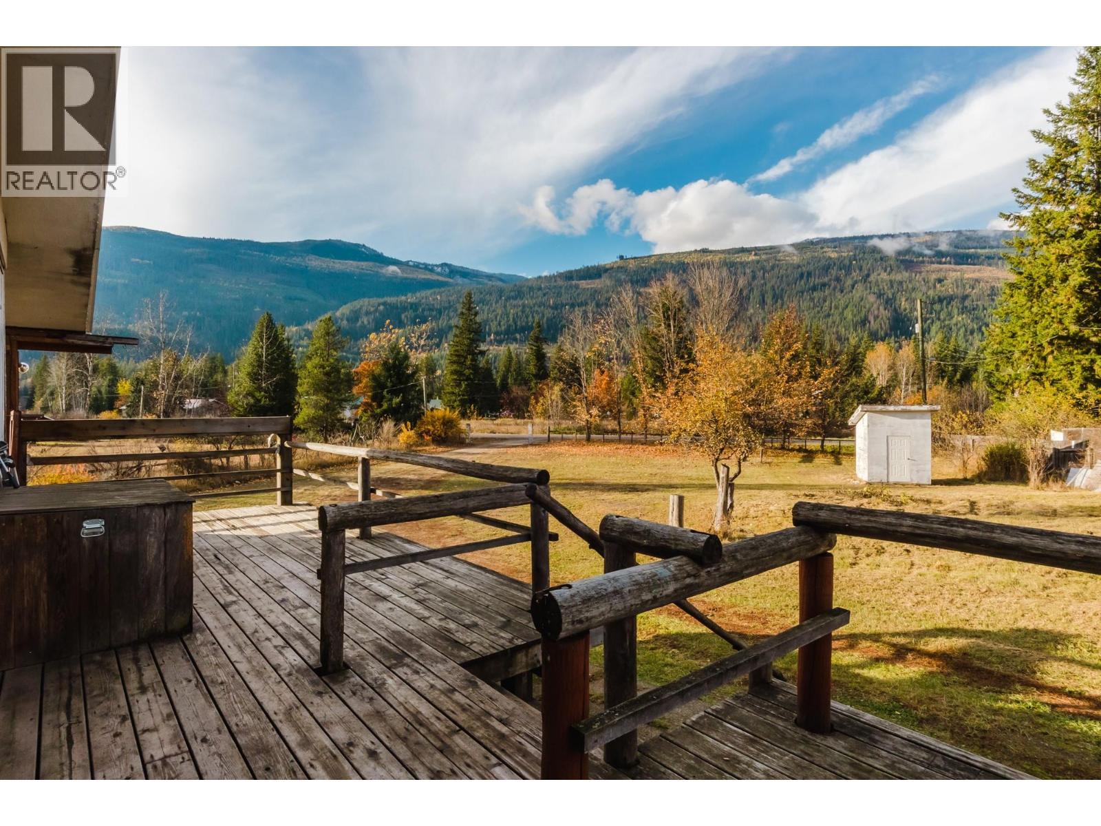 3974 Malakwa Station Road Property Photo 8