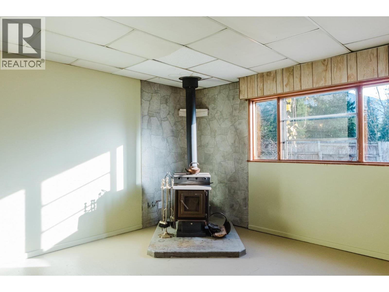 3974 Malakwa Station Road Property Photo 14
