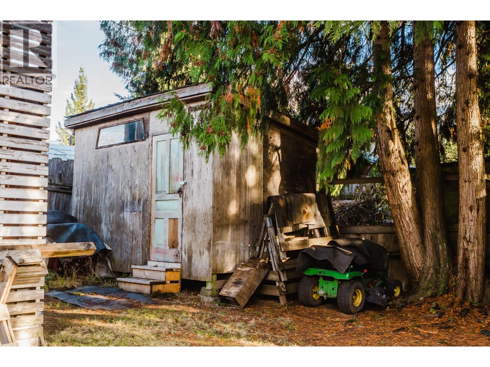 3974 Malakwa Station Road Property Photo 21