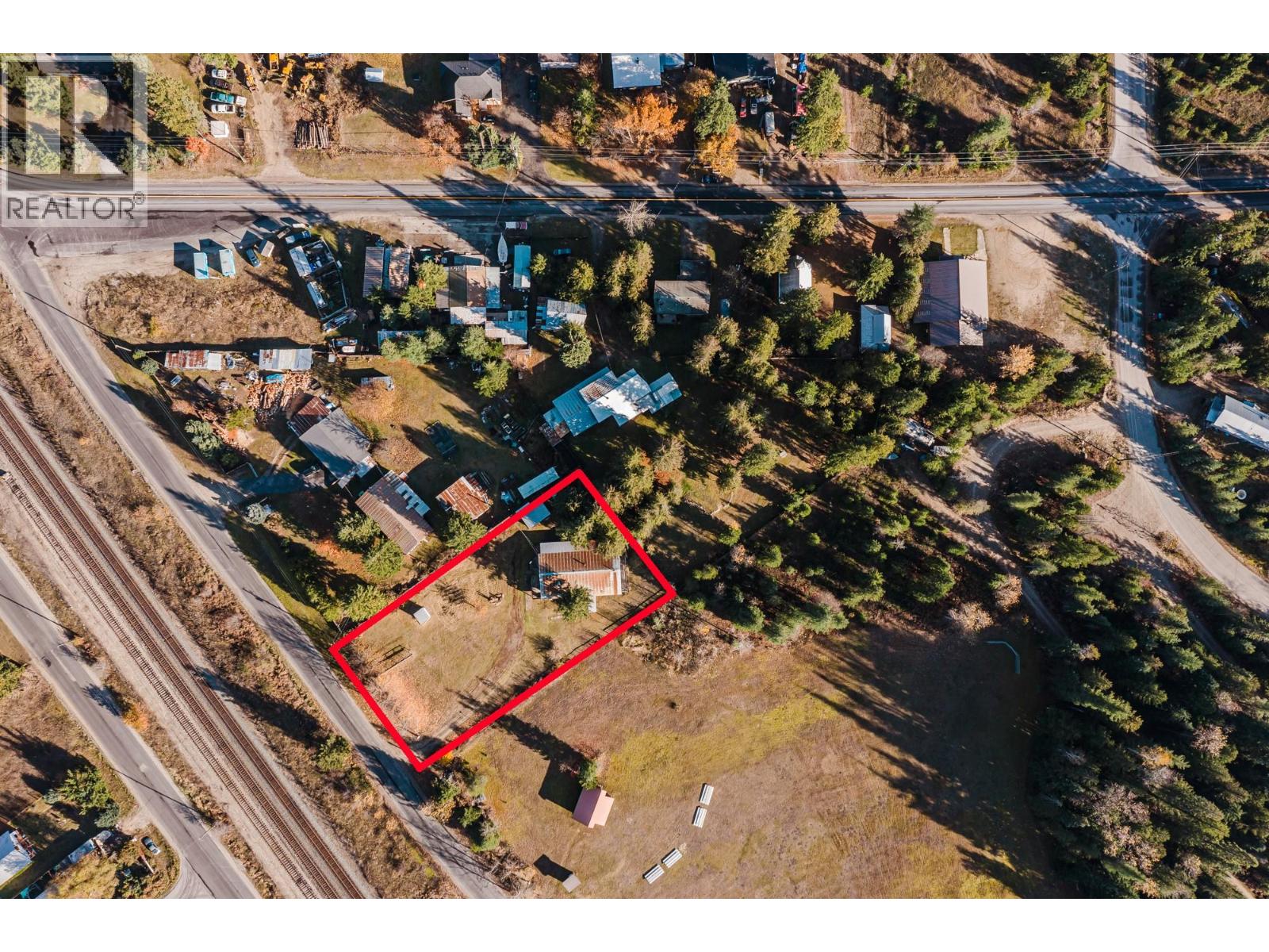 3974 Malakwa Station Road Property Photo 34