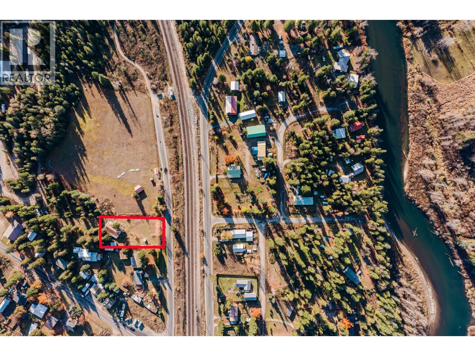 3974 Malakwa Station Road Property Photo 35