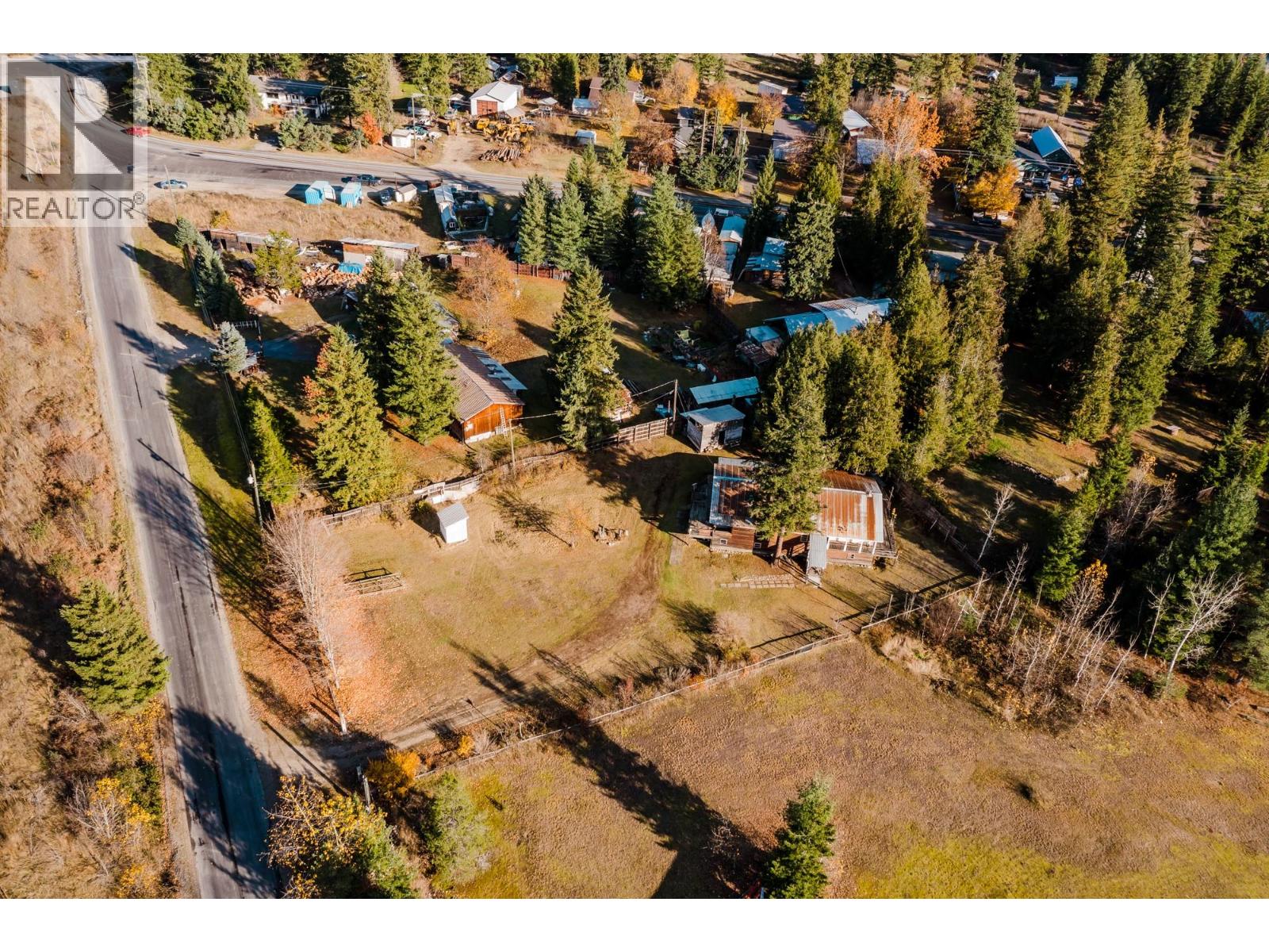 3974 Malakwa Station Road Property Photo 39
