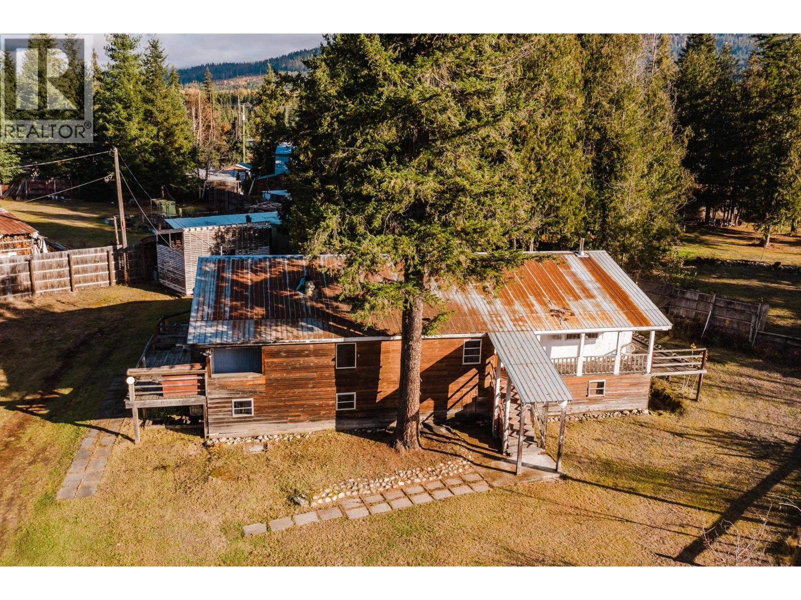 3974 Malakwa Station Road Property Photo 41