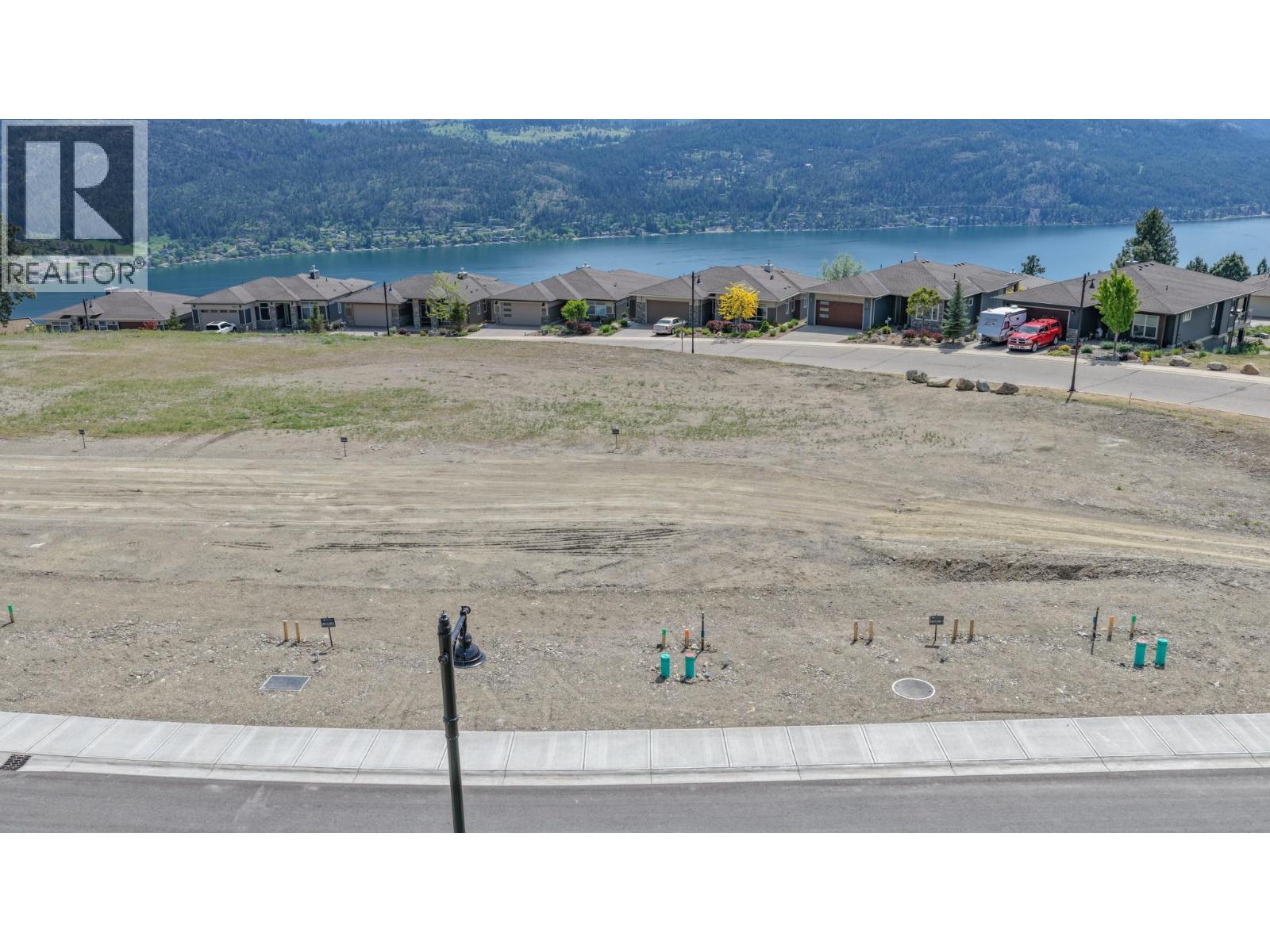 9204 Morning Glory Place Property Photo 3
