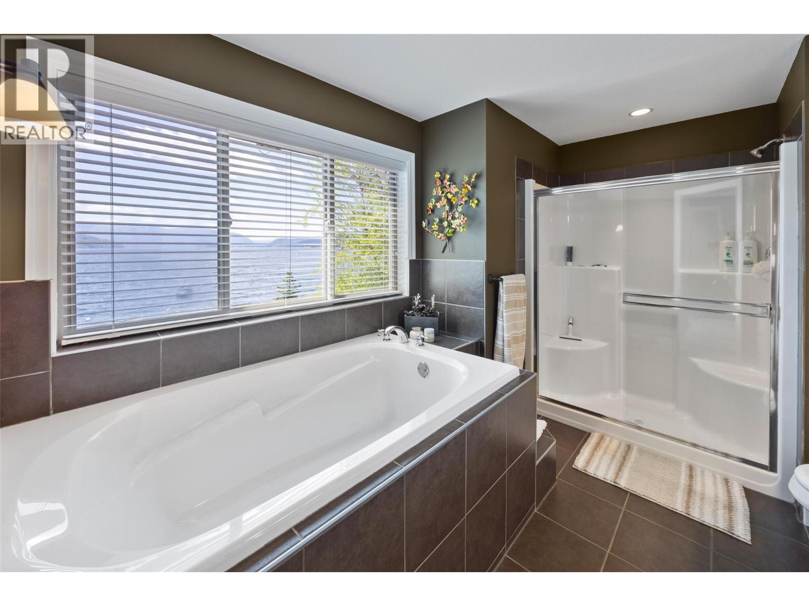 6058 Davis Road Property Photo 40