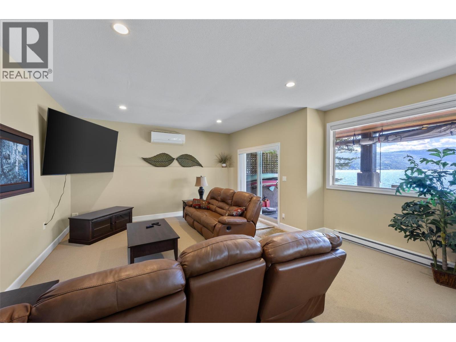 6058 Davis Road Property Photo 48