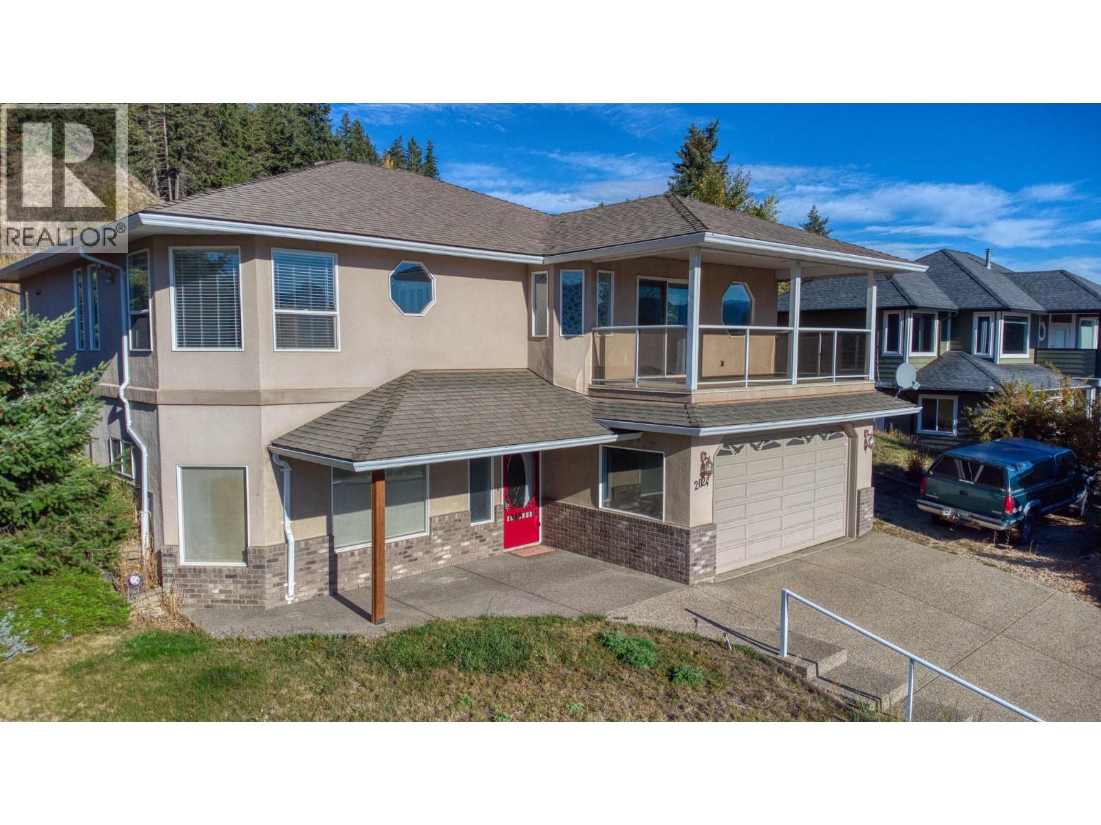 2024 Mountain View Avenue Property Photo 1