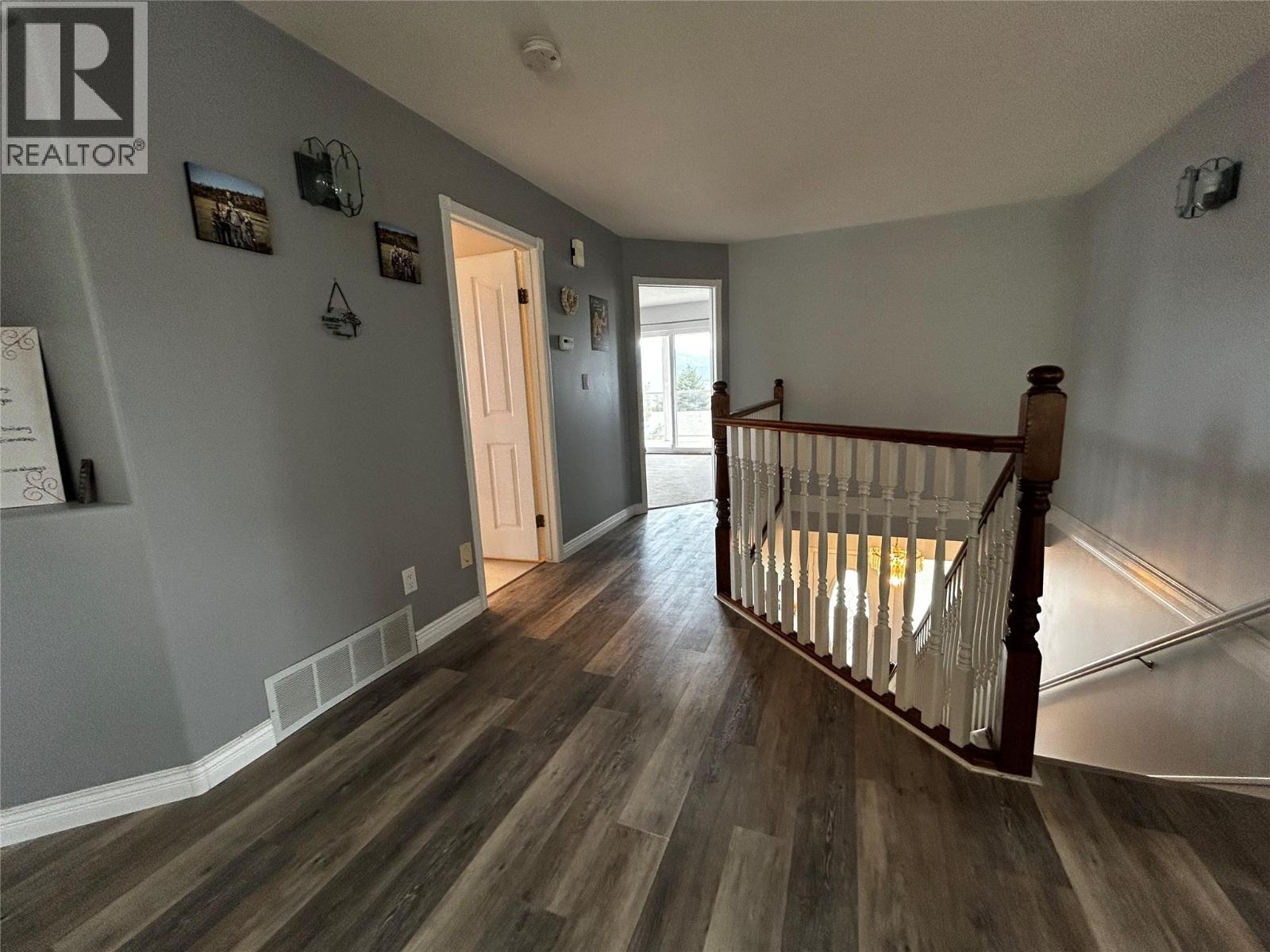 2024 Mountain View Avenue Property Photo 18