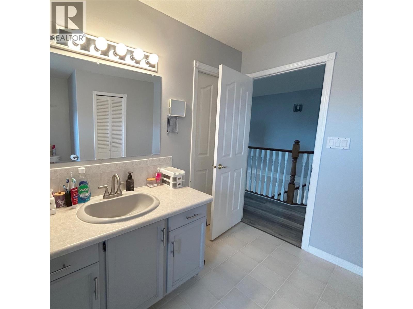 2024 Mountain View Avenue Property Photo 25