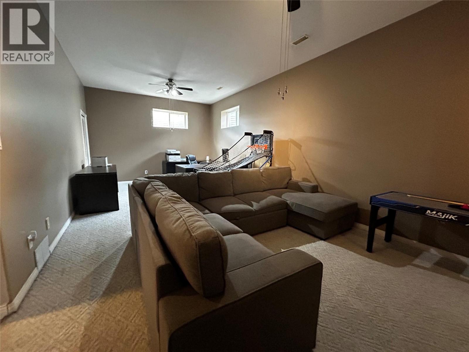 2024 Mountain View Avenue Property Photo 31