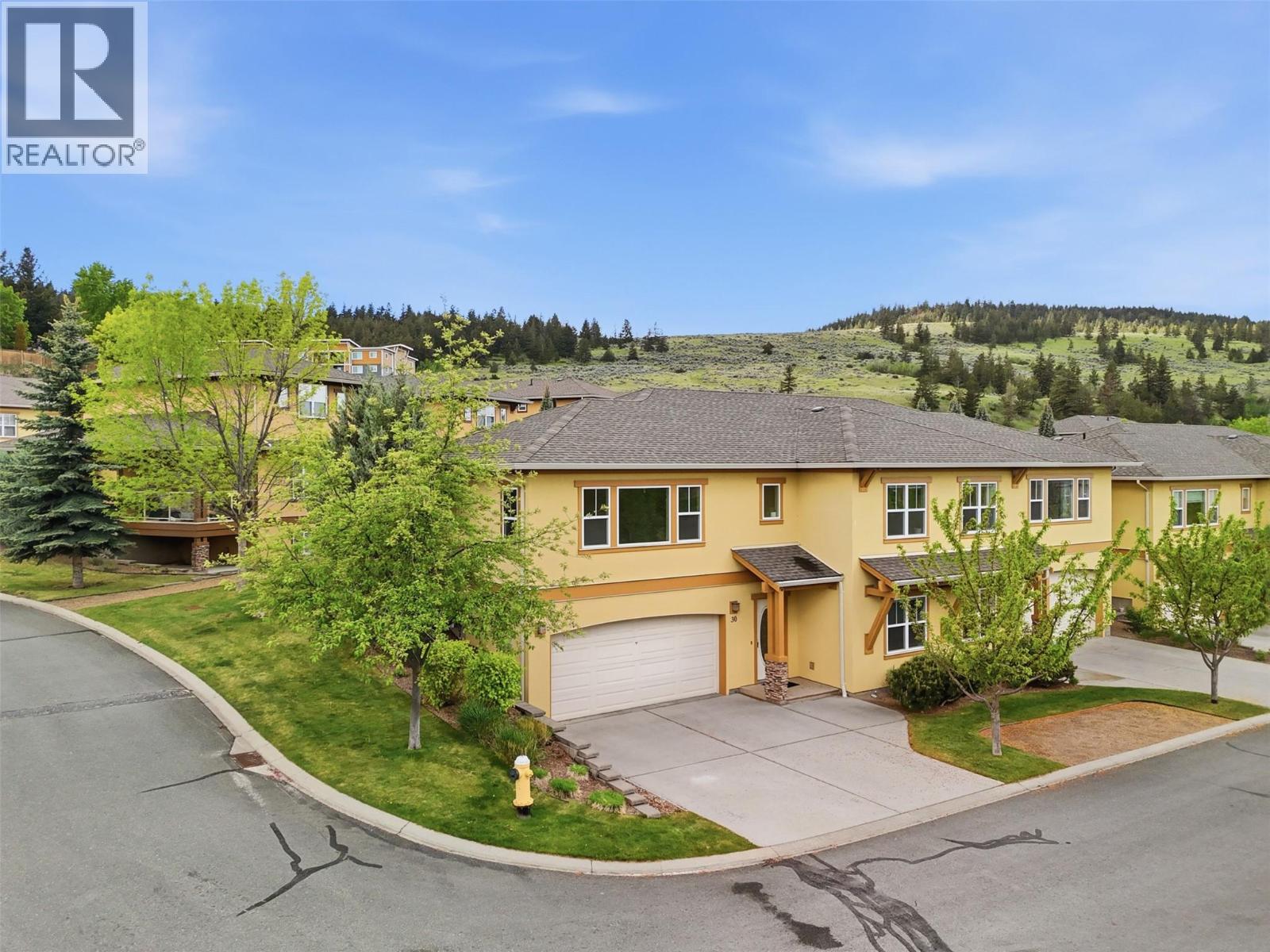 1055 ABERDEEN Drive Unit# 30