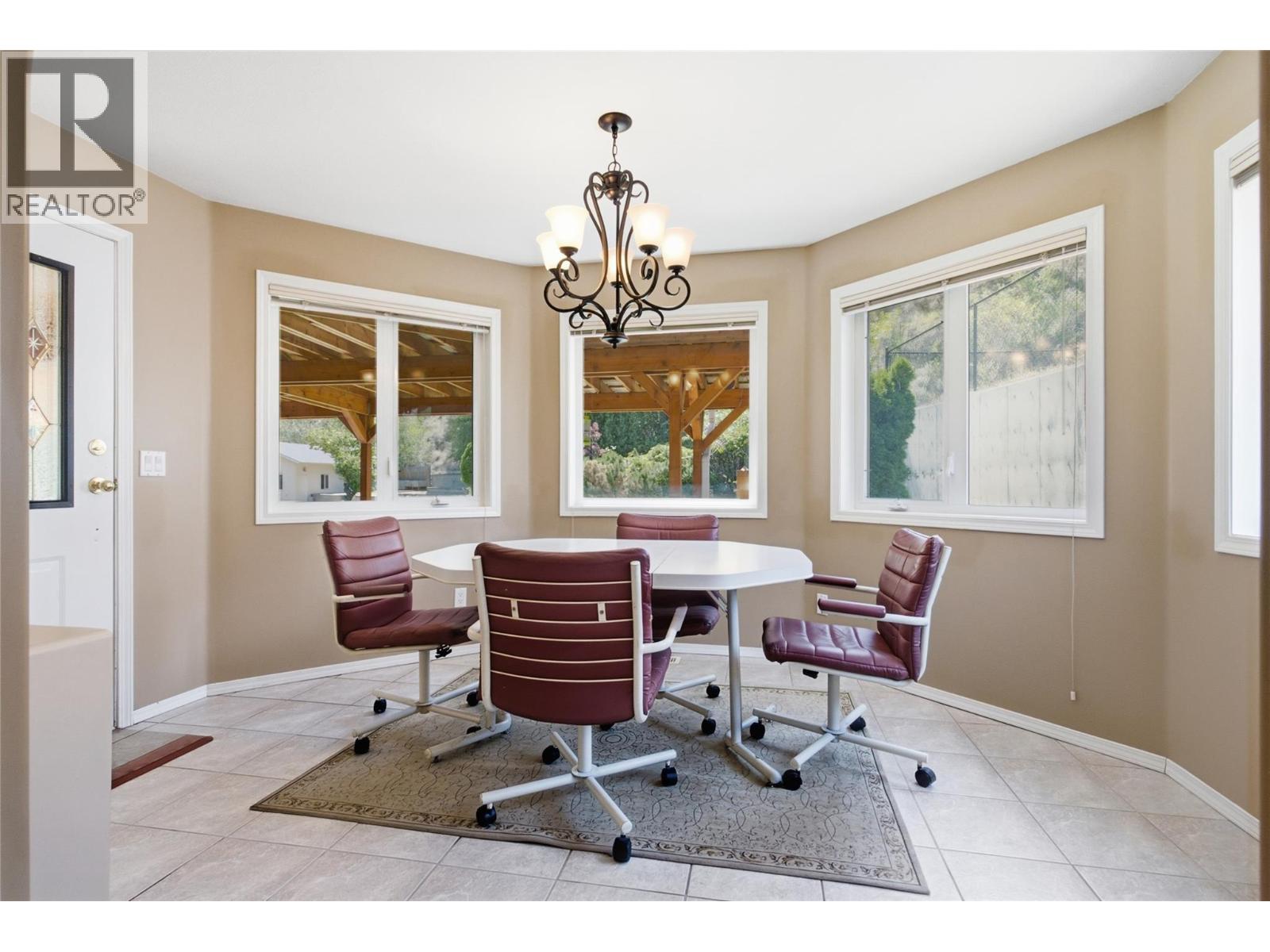 5565 Dallas Drive Property Photo 10