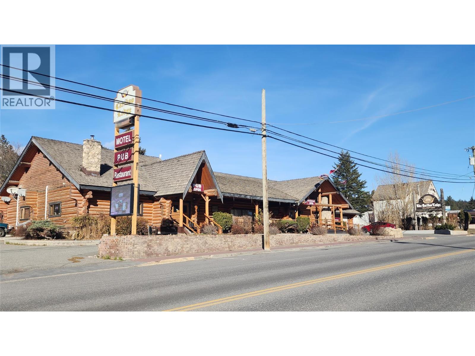 1414 Cariboo Highway Property Photo 2