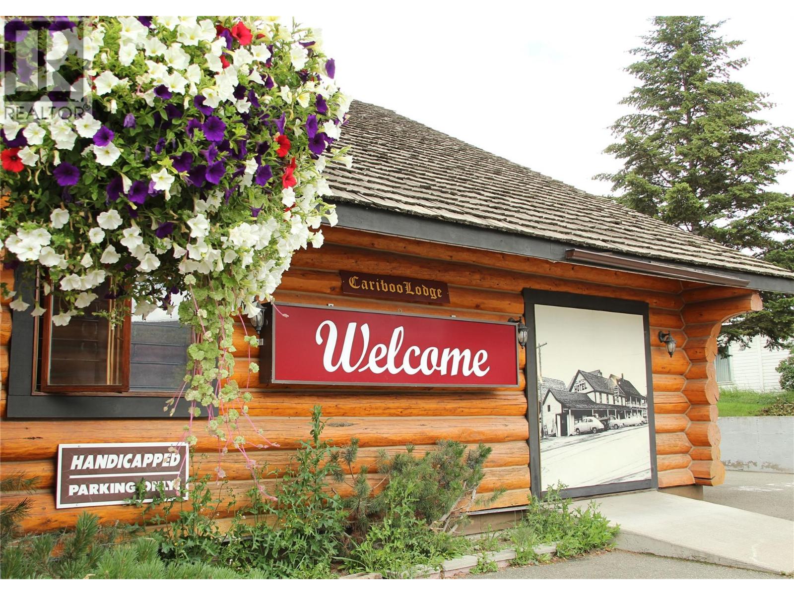 1414 Cariboo Highway Property Photo 4
