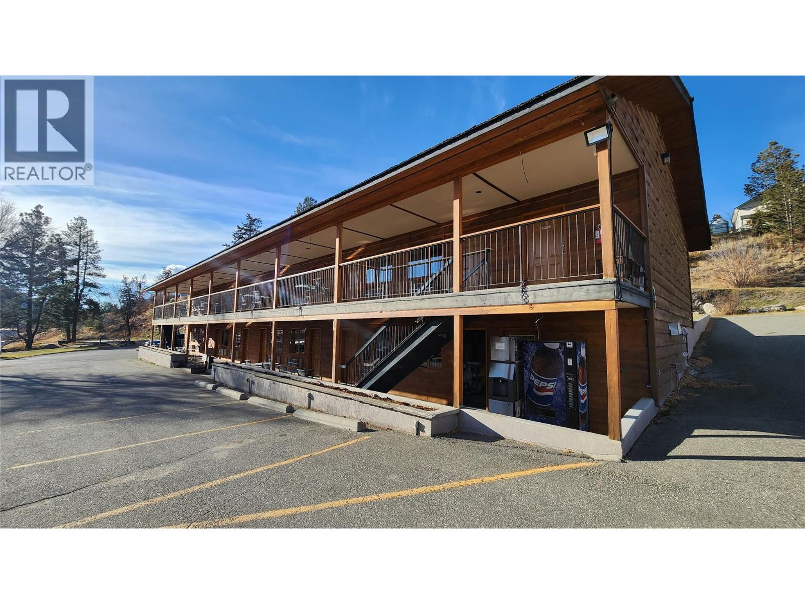 1414 Cariboo Highway Property Photo 19