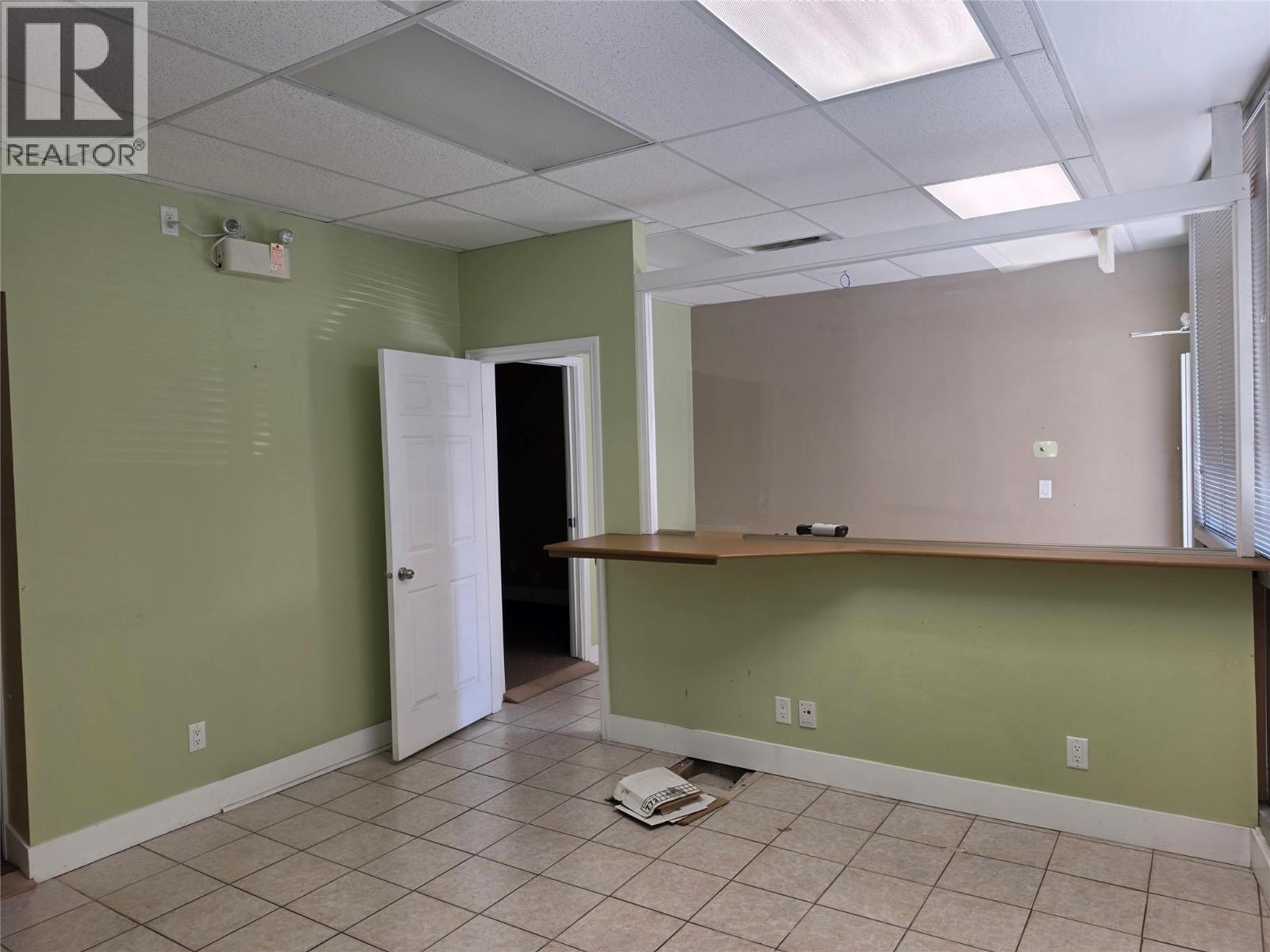 3209/3211 31 Avenue Property Photo 5